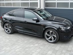 e-tron S Sportback 11-22 schwarz